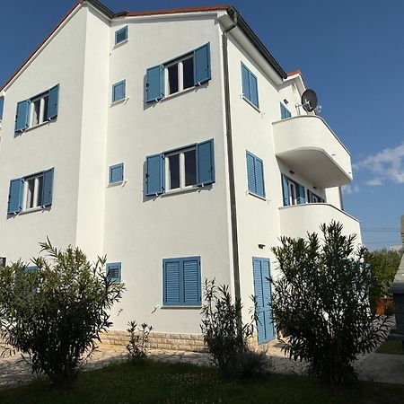 Apartman Theresa Barbat na Rabu Exteriör bild